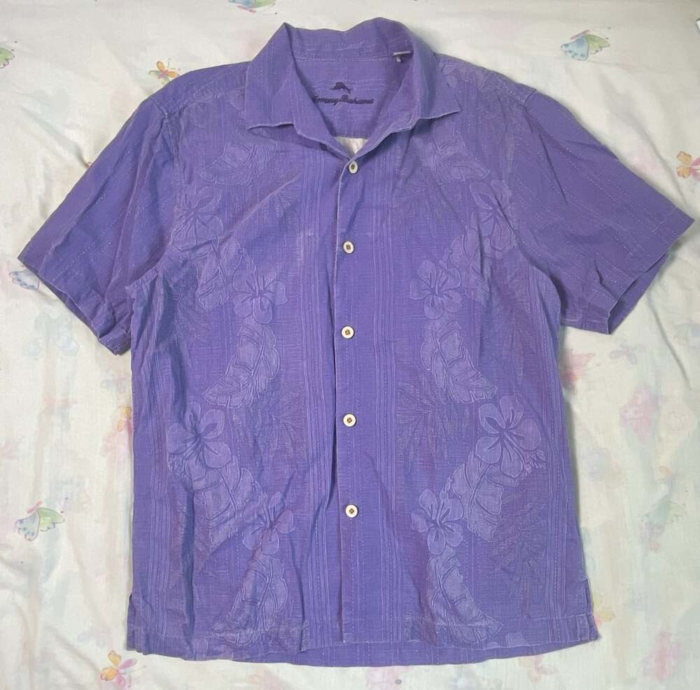 Tommy Bahama Button Up Shirt Size M Purple Floral Silk Hawaiian